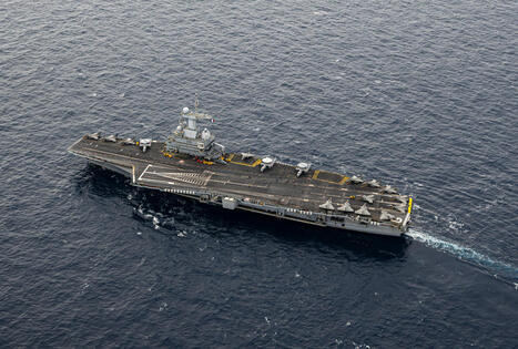 Apr&egrave;s une escale en Cr&egrave;te, le Charles de Gaulle a repris la mer | DEFENSE NEWS | Scoop.it