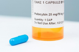 Psilocybin, from hallucinogenic mushrooms, greatly reduces anxiety in cancer patients | ReactNow - Latest News updated around the clock | Scoop.it