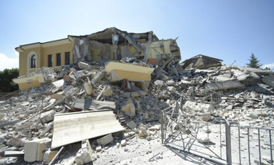Looters steal computers from quake town's new school | La Gazzetta Di Lella - News From Italy - Italiaans Nieuws | Scoop.it