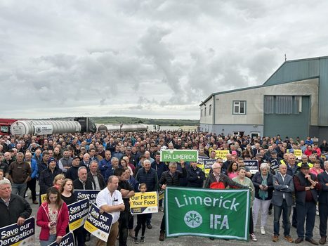 Des milliers d'agriculteurs irlandais protestent contre les nouvelles normes en matière de réduction d'azote | Lait de Normandie... et d'ailleurs | Scoop.it