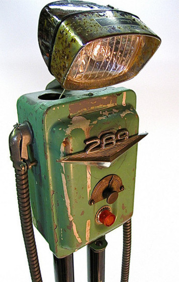 "even robot's get the blues" found object metal art junk sculpture | Flickr - Photo Sharing! | Kitsch | Scoop.it