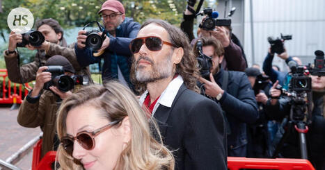 Raiskauksista syytetty Russell Brand my&ouml;nt&auml;&auml; k&auml;ytt&auml;neens&auml; kuuluisuuttaan naisten saamiseen | HS.fi | A1Uutiset | Scoop.it