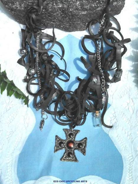 Upcycling Used Bike Innertubes Into Jewellery | 1001 Recycling Ideas ! | Scoop.it