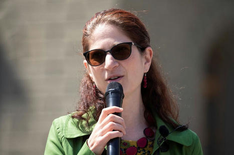 "Il nous reste tr&egrave;s peu de temps": une scientifique du Giec arr&ecirc;t&eacute;e lors d'une action de d&eacute;sob&eacute;issance civile pour le climat | Engagement du chercheur | Scoop.it