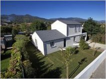 Une éco-surélévation sur une maison Phénix en Corse | Build Green, pour un habitat écologique | Scoop.it