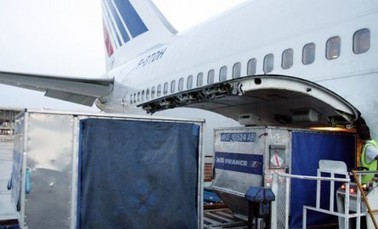 Fret aérien : La CCI de La Réunion appelle les compagnies aériennes à pratiquer des « prix avant-crise» | Revue Politique Guadeloupe | Scoop.it