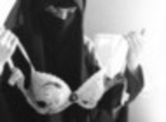 Muslim Woman's Bra Photo Sparks Controversy | Herstory | Scoop.it