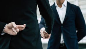 Tutkimus: Suvun konnuudet lis&auml;&auml;v&auml;t johtajien alttiutta talousrikoksiin | Demokraatti.fi | 1Uutiset - Lukemisen t&auml;hden | Scoop.it