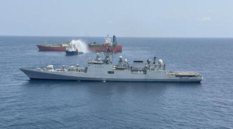 Indian Navy Recovers Bodies from Burning LPG Tanker in Gulf of Aden / le 23.10.2025 | Pollution accidentelle des eaux (+ déchets plastiques) | Scoop.it