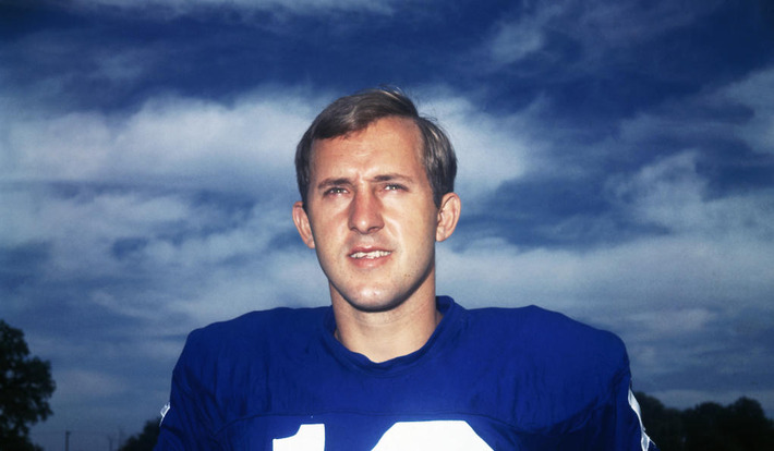Fran Tarkenton Made Just $1.2 Million In The NFL. Today He's The Richest NFL Player In The World And One Of Apple's Largest Shareholders | Family Office & Billionaire Report - Empowering Family Dynasties | Scoop.it