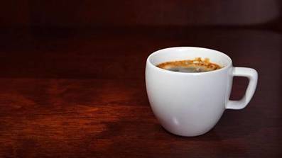 Asiantuntija kumoaa yleisen harhaluulon kahvista &ndash; ja antaa tiukan ohjeen siit&auml;, mit&auml; kahville ei ainakaan kannata tehd&auml; - Ajankohtaista - Ilta-Sanomat | 1Uutiset - Lukemisen t&auml;hden | Scoop.it