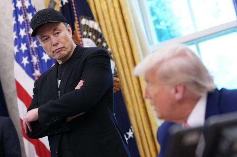 'They were both in on it' &mdash; Musk suggested Trump restrict Ukraine's Starlink service, Telegraph reports - The Kyiv Independent | Backstabber Watch | Scoop.it