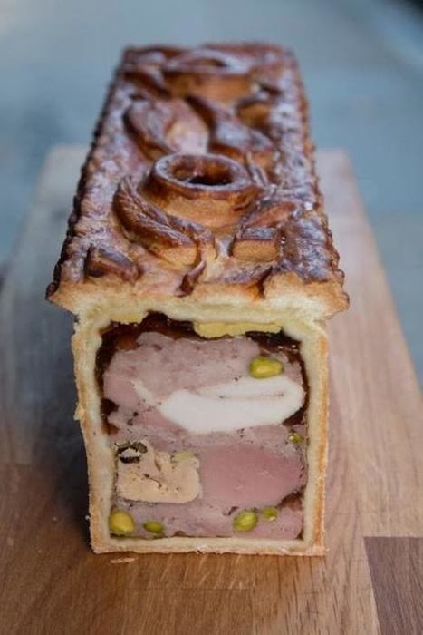 Французский мясной пирог pate et croute