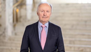 &rdquo;Julkista rahaa ohjataan nyt entist&auml; enemm&auml;n parempituloisille&rdquo; &ndash; kansanedustaja vaatii hallitusta vet&auml;m&auml;&auml;n johtop&auml;&auml;t&ouml;kset | Demokraatti.fi | 1Uutiset - Lukemisen t&auml;hden | Scoop.it