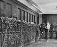 A New and Improved Moore's Law | MIT Technology Review | CAS 383: Culture and Technology | Scoop.it