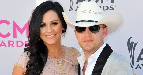 It's a Boy! Country Singer Justin Moore Welcomes His Fourth Child - and First Son - Thomas South | Name News | Scoop.it