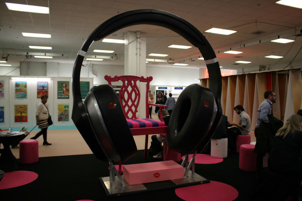 Audiolivre : un marché à 56 milliards $ en 2032, dominé par Amazon ? | La revue de presse «Livre et numérique» | Scoop.it