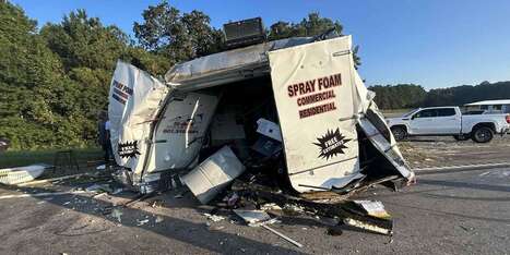 Traffic resumes after garbage truck crash causes hydraulic fluid spill on US-84 | Industry 411 - Waste Management | Scoop.it