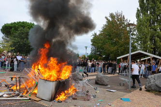 Blocus des lyc&eacute;es dans le Grand Dax&nbsp;: &laquo;&nbsp;Vu tout ce qu&rsquo;on nous annonce pour les ann&eacute;es &agrave; venir, vous voyez une raison de vous enthousiasmer&nbsp;?&nbsp;&raquo; | Landes - Conseils municipaux & communautaires | Scoop.it