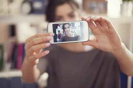 Etude : le téléphone portable serait à l’origine d’allergies cutanées | Toxique, soyons vigilant ! | Scoop.it