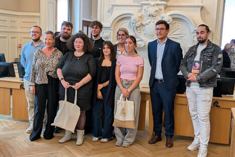 A travers un clip et un livre, l'&eacute;cole de la 2e chance de Montlu&ccedil;on veut sensibiliser le grand public sur plusieurs formes de violences | Labo Cit&eacute;s - L'actualit&eacute; de la politique de la ville en Auvergne-Rh&ocirc;ne-Alpes | Scoop.it