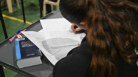 VCE exam misconduct: How students are getting caught for cheating with AI, mobile phones and copying | Rubrics, Assessment and eProctoring in Education | Scoop.it