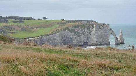 La mairie d'Etretat éloigne les voitures des falaises et du bord de mer | Veille_portrait_touristique_culhsm | Scoop.it