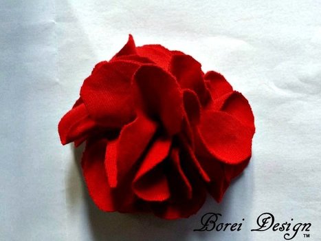 How To Make An Easy Scrap T-shirt Flower Brooch | 1001 Recycling Ideas ! | Scoop.it