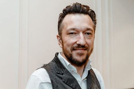 Lukas Bärfuss : "Pour être un écrivain, il faut avoir du courage : jeter le cœur par la fenêtre et sauter" | Revue de presse théâtre | Scoop.it