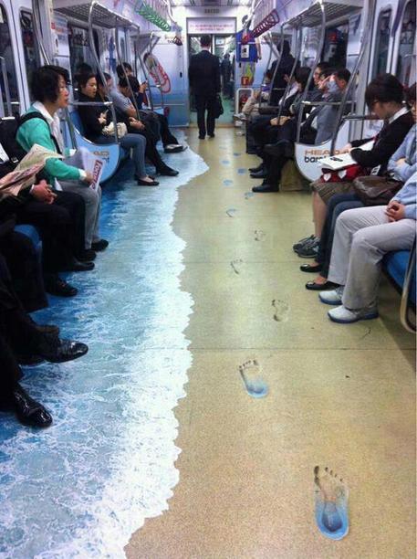 La plage  et la mer dans le metro | Trollface , meme et humour 2.0 | Scoop.it