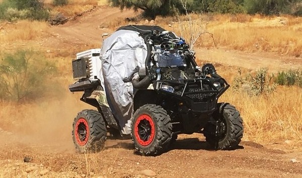 Virtual And Augmented Reality enable windowless armored vehicle to drive over 35 mph in offroad tests | The Revolution Of The Car Industry | Scoop.it