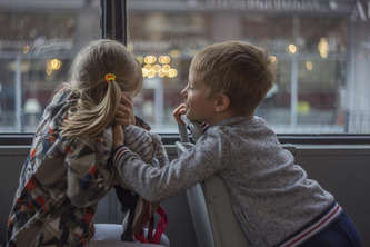 « Les enfants ne sont pas une nuisance » : les espaces « no kids » se multiplient, le gouvernement veut s’attaquer à cette « tendance brutale » | Politiques publiques et société | Scoop.it