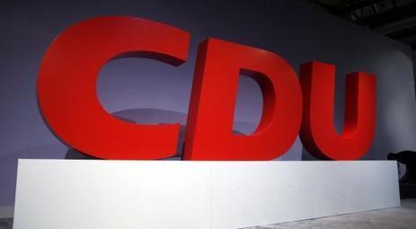 Berlin: CDU will Aufnahme von RAF-Terroristen in der DDR aufarbeiten - 31.03.2019 | Die blinde Flecken der RAF | Scoop.it
