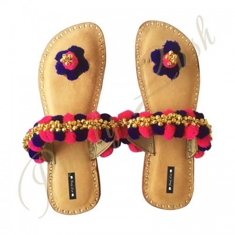 ladies kolhapuri chappal online