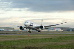 787: Boeing augmentera ses cadences de production coûte que coûte | AERONAUTIQUE NEWS - AEROSPACE POINTOFVIEW - AVIONS - AIRCRAFT | Scoop.it