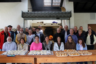 Cassen&nbsp;: les b&eacute;n&eacute;voles du caf&eacute; associatif mis &agrave; l&rsquo;honneur pour la restauration du four &agrave; pain et de son environnement | Landes - Conseils municipaux & communautaires | Scoop.it