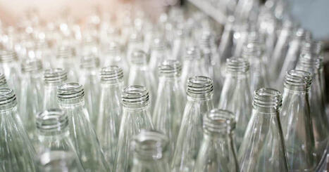 Microplastiques: pourquoi les bouteilles en verre sont plus contaminées que celles en plastique? | Planète DDurable | Scoop.it