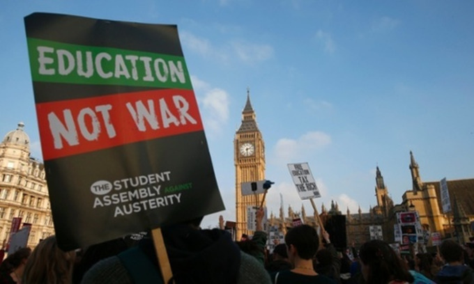 Students are right to march against the markets. Why can’t education be free? | David Graeber | real utopias | Scoop.it