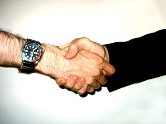 5 Things People Can Tell About You From Your Handshake | Teaching Interpersonal Communication in a Business Communication Course | Scoop.it