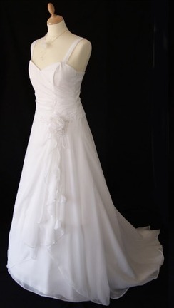 Annonce : Robe de mariée Wedding Event originale occasion pas cher - Languedoc Roussillon - Hérault - Occasion du mariage | Robes de mariée d'occasion | Scoop.it