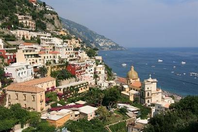 Cliff-hanging towns along Italy’s Amalfi Coast | Southern Italy and Amalfi Coast Vacations | Scoop.it