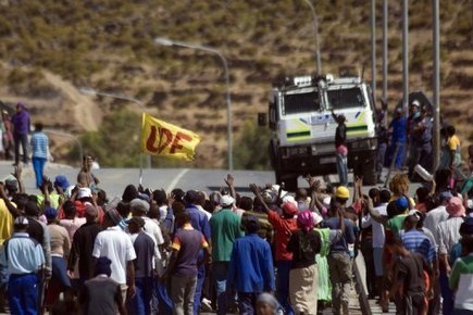 Afrique du Sud: les ouvriers agricoles reprennent la grève | Questions de développement ... | Scoop.it