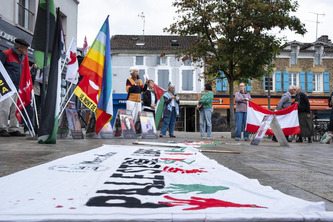 Mont-de-Marsan. &laquo;&nbsp;Aujourd&rsquo;hui, c&rsquo;est le 123e rassemblement&nbsp;&raquo;&nbsp;: depuis trois ans, ils se mobilisent pour le peuple palestinien, place Saint-Roch | Landes - Conseils municipaux & communautaires | Scoop.it