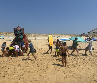 Dans les Landes, un spectacle en tourn&eacute;e sur les plages pour sensibiliser &agrave; l&rsquo;environnement et &agrave; la r&eacute;duction des d&eacute;chets | Landes - Conseils municipaux & communautaires | Scoop.it
