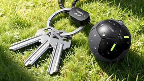 Alternative AirTag 2 : le tracker Bluetooth Ugreen en forme de ballon de foot en promotion | Infrastructures num&eacute;riques avanc&eacute;es | Scoop.it