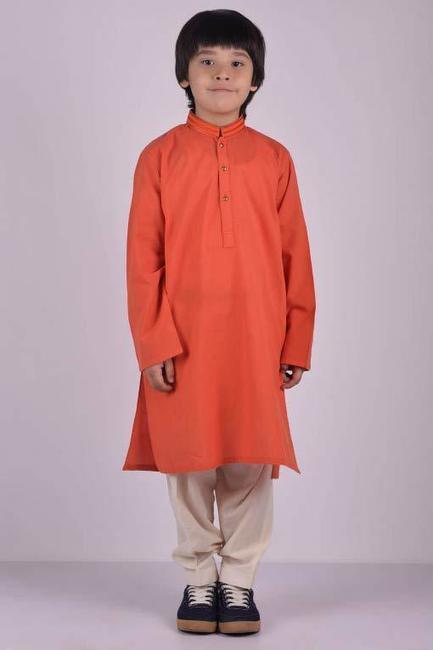 kurta shalwar girl