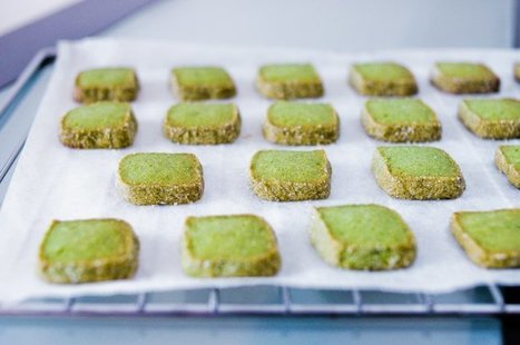 Matcha Shortbread Cookies Recipe - Chocolate & Zucchini | Candy Buffet Weddings, Favors, Events, Food Station Buffets and Tea Parties | Scoop.it