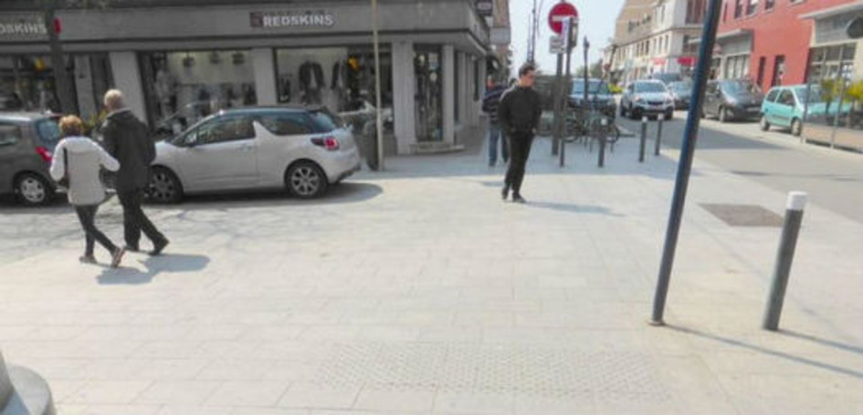 Panneaux, priorités et marquage au sol : la rue nouvelle est arrivée | Une semaine d'actu - Newsletter de veille de l'AURH | Scoop.it