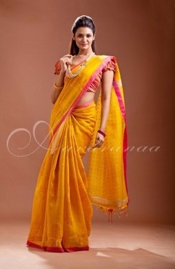 ethnic saree look