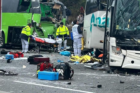 Gigantesque accident sur l'A63 : deux morts, des dizaines de bless&eacute;s, un carambolage d'une centaine de voitures et de camions | BABinfo Pays Basque | Scoop.it